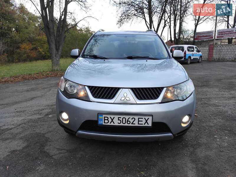 Внедорожник / Кроссовер Mitsubishi Outlander 2007 в Хмельницком