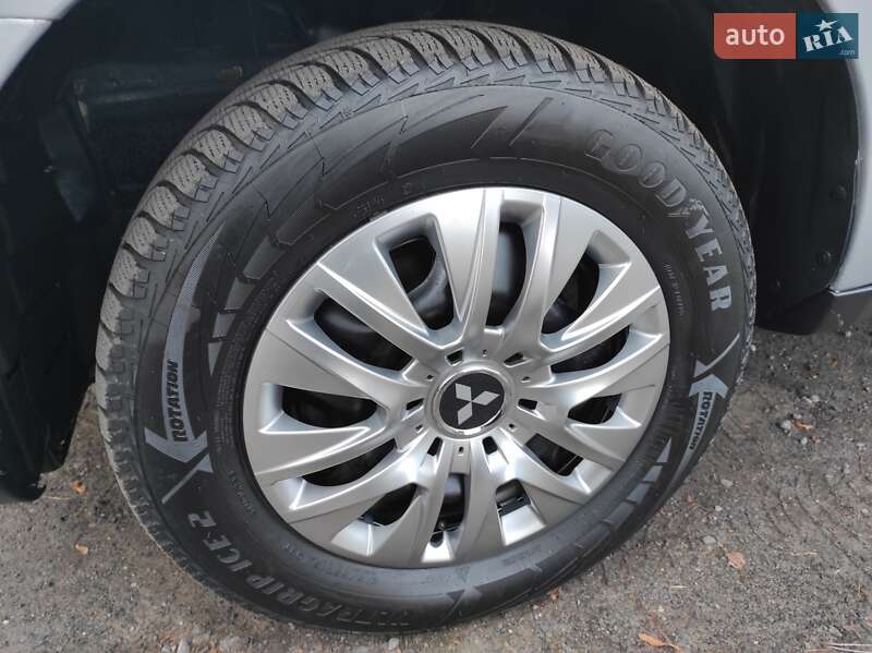 Внедорожник / Кроссовер Mitsubishi Outlander 2007 в Хмельницком