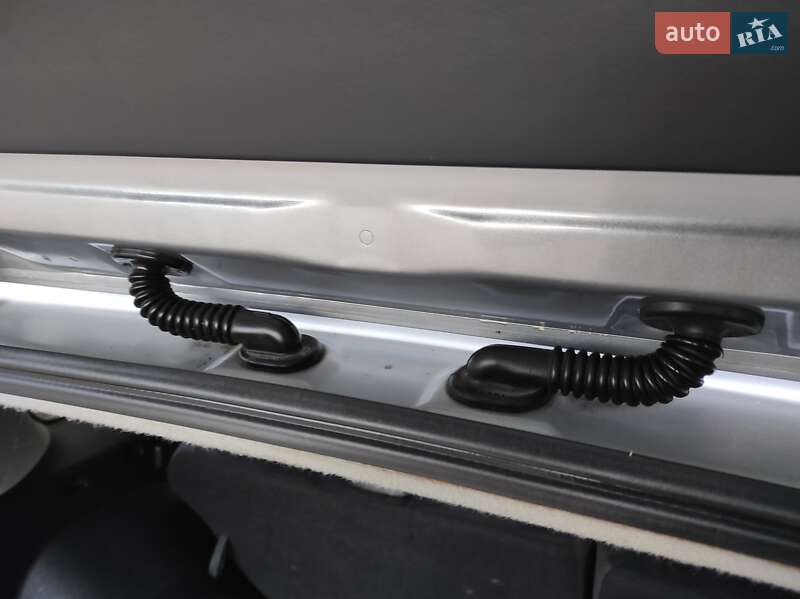 Внедорожник / Кроссовер Mitsubishi Outlander 2007 в Хмельницком