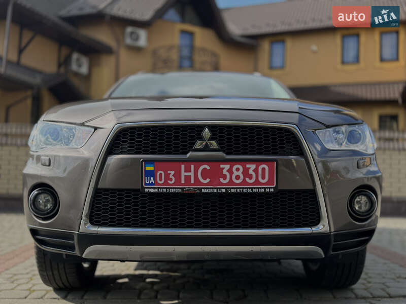 Внедорожник / Кроссовер Mitsubishi Outlander 2012 в Дрогобыче