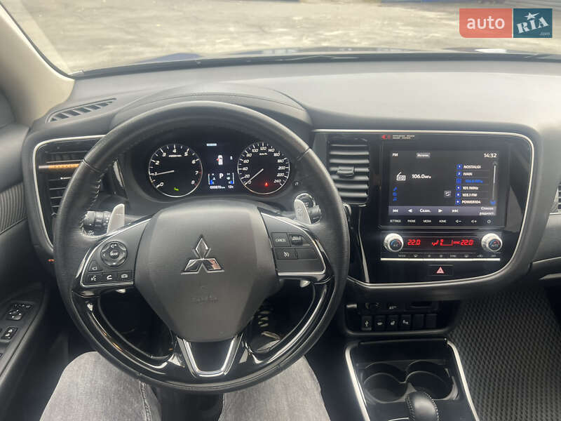 Позашляховик / Кросовер Mitsubishi Outlander 2021 в Києві фото 21 Позашляховик / Кросовер Mitsubishi Outlander 2021 в Києві
