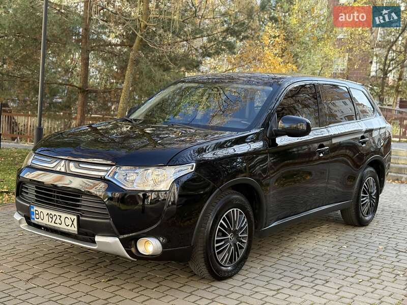 Внедорожник / Кроссовер Mitsubishi Outlander 2014 в Ивано-Франковске