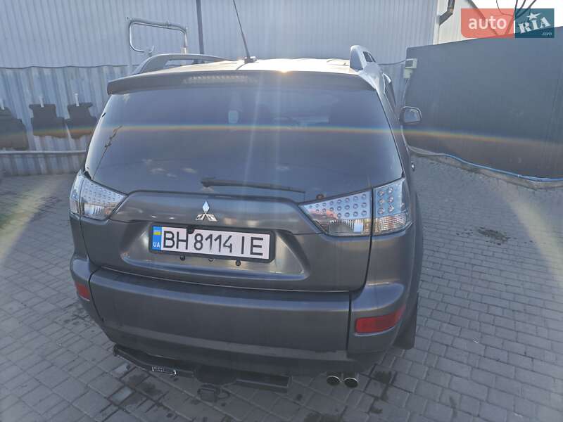 Внедорожник / Кроссовер Mitsubishi Outlander 2006 в Одессе