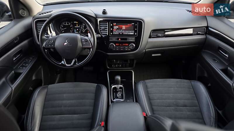Позашляховик / Кросовер Mitsubishi Outlander 2019 в Києві фото 22 Позашляховик / Кросовер Mitsubishi Outlander 2019 в Києві
