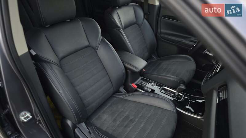 Позашляховик / Кросовер Mitsubishi Outlander 2019 в Києві фото 29 Позашляховик / Кросовер Mitsubishi Outlander 2019 в Києві