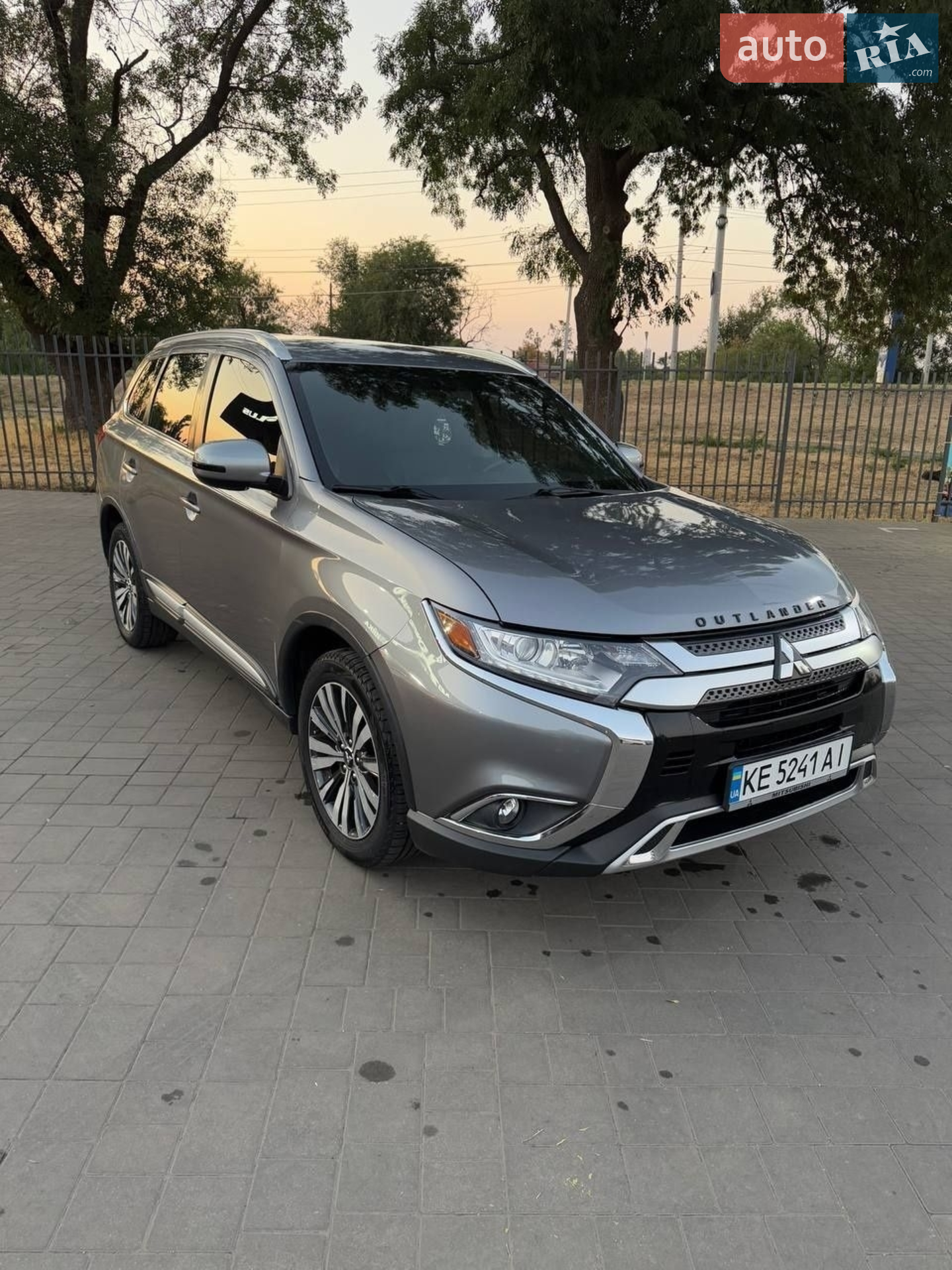 2019 Mitsubishi Outlander - мініатюра 13
