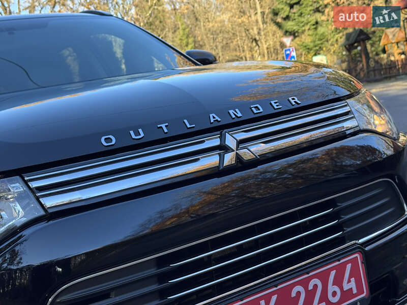 Внедорожник / Кроссовер Mitsubishi Outlander 2014 в Дрогобыче