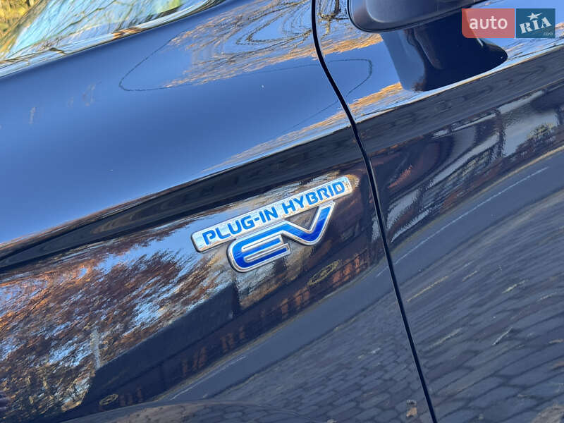 Внедорожник / Кроссовер Mitsubishi Outlander 2014 в Дрогобыче