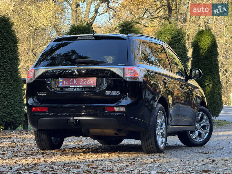 Внедорожник / Кроссовер Mitsubishi Outlander 2014 в Дрогобыче