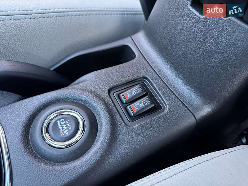 Внедорожник / Кроссовер Mitsubishi Outlander 2014 в Дрогобыче