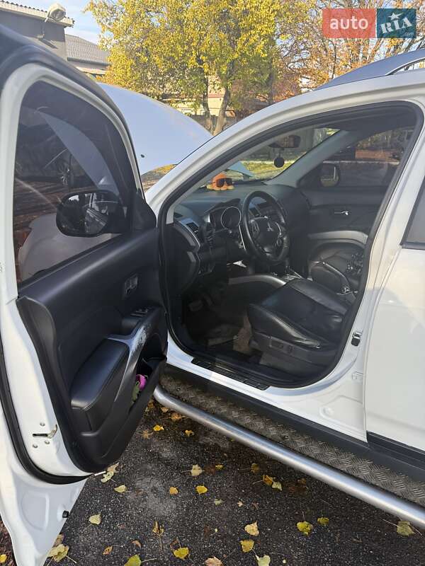 Внедорожник / Кроссовер Mitsubishi Outlander 2008 в Харькове фото 2 Внедорожник / Кроссовер Mitsubishi Outlander 2008 в Харькове