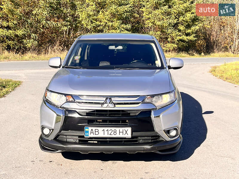 Внедорожник / Кроссовер Mitsubishi Outlander 2016 в Виннице фото 2 Внедорожник / Кроссовер Mitsubishi Outlander 2016 в Виннице