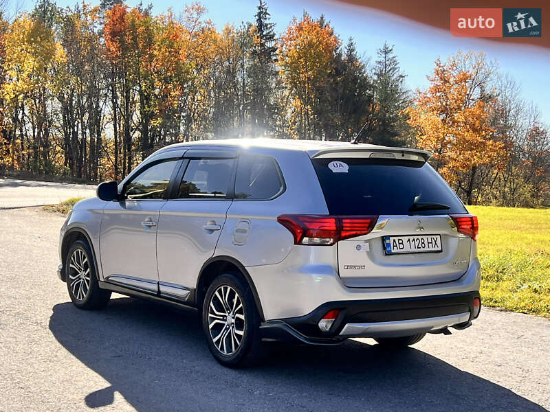 Внедорожник / Кроссовер Mitsubishi Outlander 2016 в Виннице фото 7 Внедорожник / Кроссовер Mitsubishi Outlander 2016 в Виннице