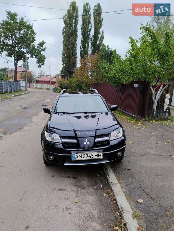 Внедорожник / Кроссовер Mitsubishi Outlander 2009 в Житомире фото 9 Внедорожник / Кроссовер Mitsubishi Outlander 2009 в Житомире