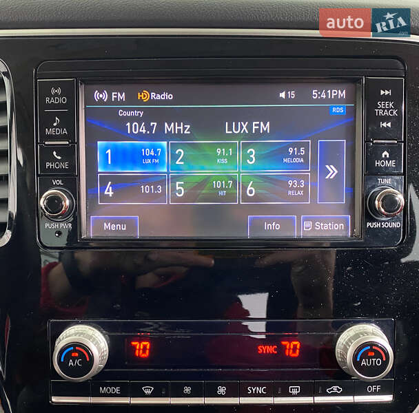 Позашляховик / Кросовер Mitsubishi Outlander 2020 в Львові