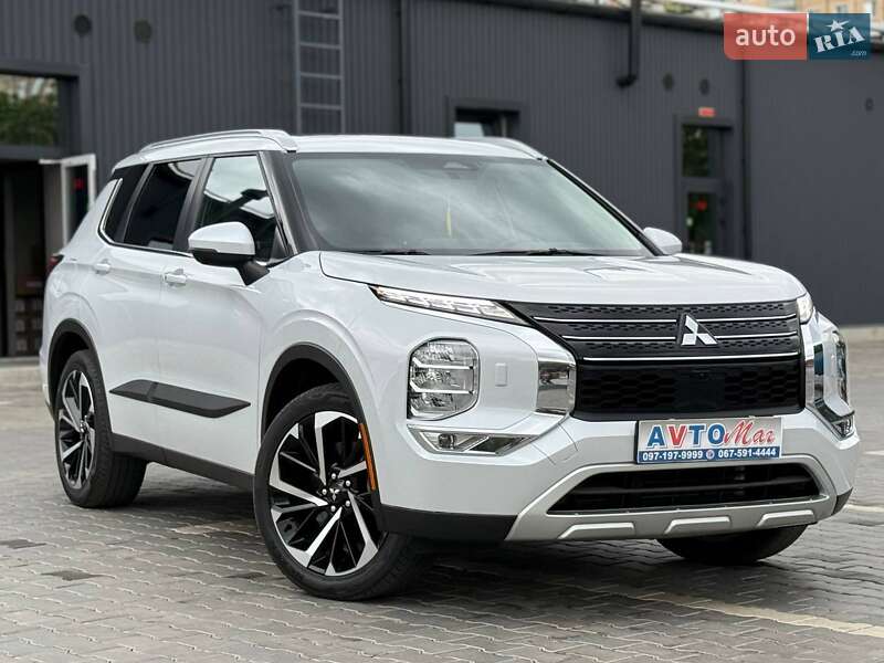 Mitsubishi Outlander 2022