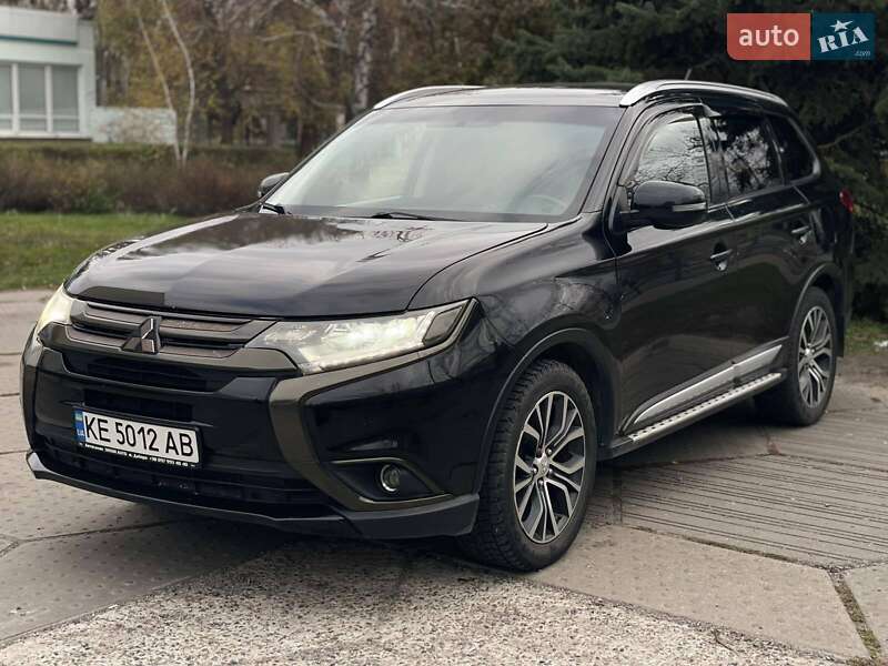 Внедорожник / Кроссовер Mitsubishi Outlander 2015 в Днепре фото 8 Внедорожник / Кроссовер Mitsubishi Outlander 2015 в Днепре