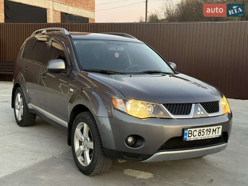 Внедорожник / Кроссовер Mitsubishi Outlander 2008 в Жидачове