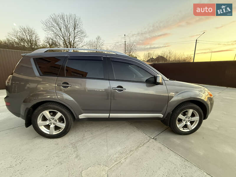 Внедорожник / Кроссовер Mitsubishi Outlander 2008 в Жидачове