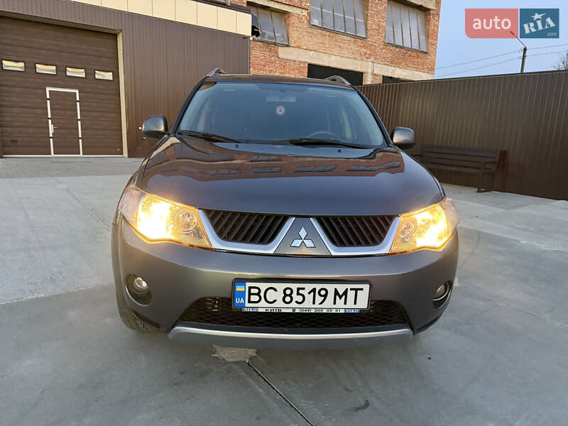 Внедорожник / Кроссовер Mitsubishi Outlander 2008 в Жидачове