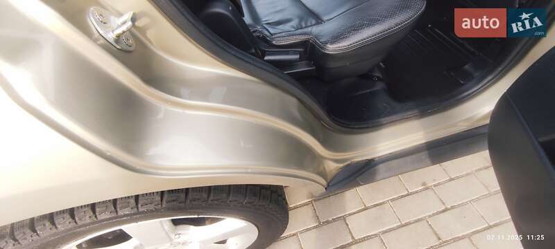 Внедорожник / Кроссовер Mitsubishi Outlander 2009 в Киеве