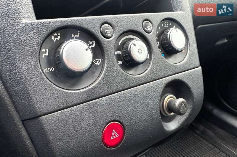 Внедорожник / Кроссовер Mitsubishi Outlander 2007 в Киеве