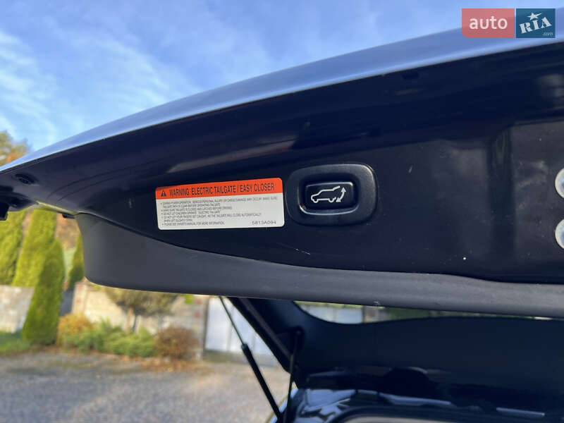 Внедорожник / Кроссовер Mitsubishi Outlander 2013 в Ровно