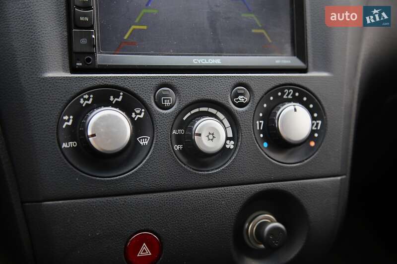 Внедорожник / Кроссовер Mitsubishi Outlander 2007 в Харькове