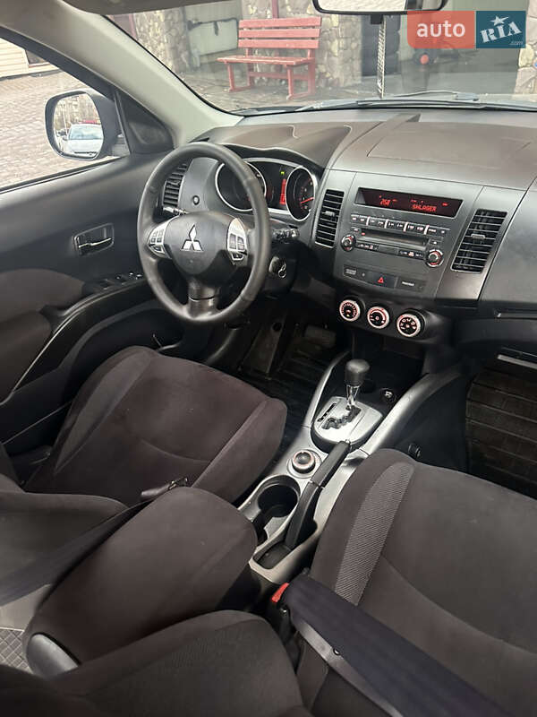 Позашляховик / Кросовер Mitsubishi Outlander 2008 в Тернополі фото 10 Позашляховик / Кросовер Mitsubishi Outlander 2008 в Тернополі