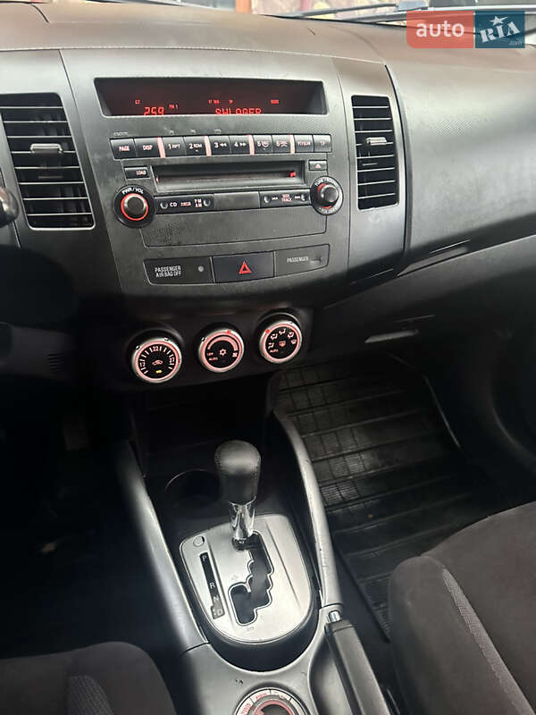 Позашляховик / Кросовер Mitsubishi Outlander 2008 в Тернополі фото 13 Позашляховик / Кросовер Mitsubishi Outlander 2008 в Тернополі