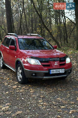 Внедорожник / Кроссовер Mitsubishi Outlander 2006 в Киеве