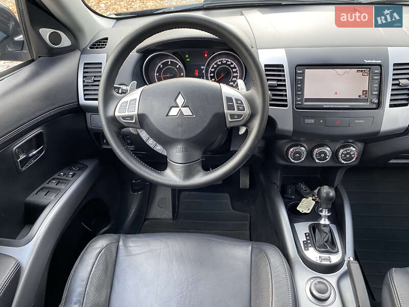 Внедорожник / Кроссовер Mitsubishi Outlander 2011 в Радивилове фото 35 Внедорожник / Кроссовер Mitsubishi Outlander 2011 в Радивилове