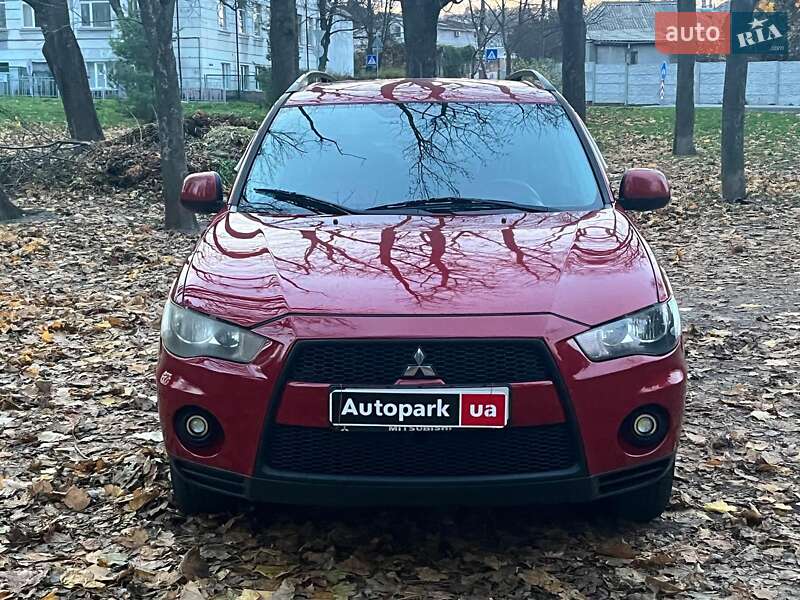 Позашляховик / Кросовер Mitsubishi Outlander 2010 в Києві фото 2 Позашляховик / Кросовер Mitsubishi Outlander 2010 в Києві