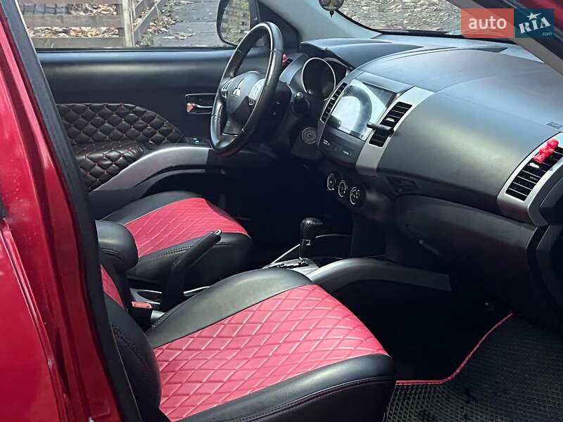 Позашляховик / Кросовер Mitsubishi Outlander 2010 в Києві фото 15 Позашляховик / Кросовер Mitsubishi Outlander 2010 в Києві