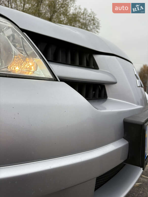 Внедорожник / Кроссовер Mitsubishi Outlander 2007 в Киеве фото 9 Внедорожник / Кроссовер Mitsubishi Outlander 2007 в Киеве