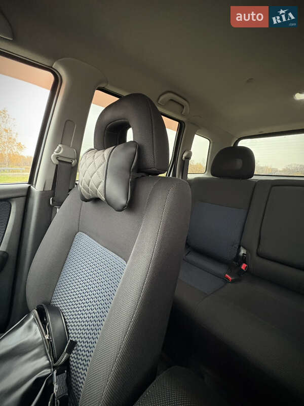 Внедорожник / Кроссовер Mitsubishi Outlander 2007 в Киеве фото 29 Внедорожник / Кроссовер Mitsubishi Outlander 2007 в Киеве