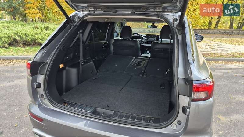 Позашляховик / Кросовер Mitsubishi Outlander 2021 в Черкасах