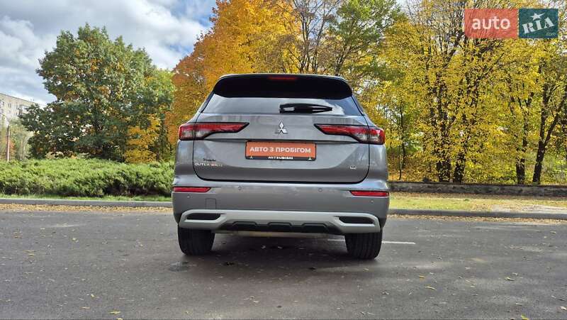 Позашляховик / Кросовер Mitsubishi Outlander 2021 в Черкасах