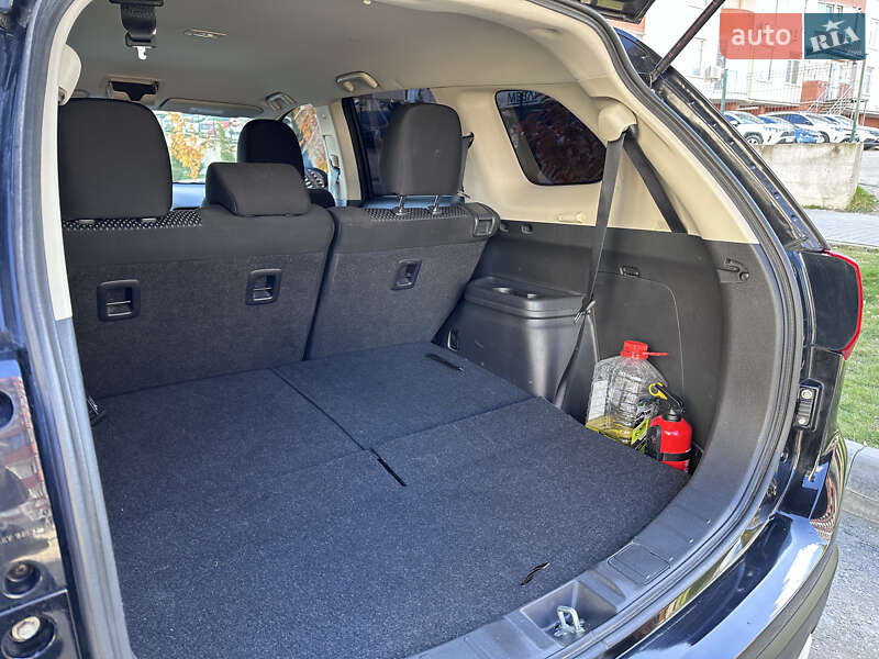 Внедорожник / Кроссовер Mitsubishi Outlander 2015 в Тернополе