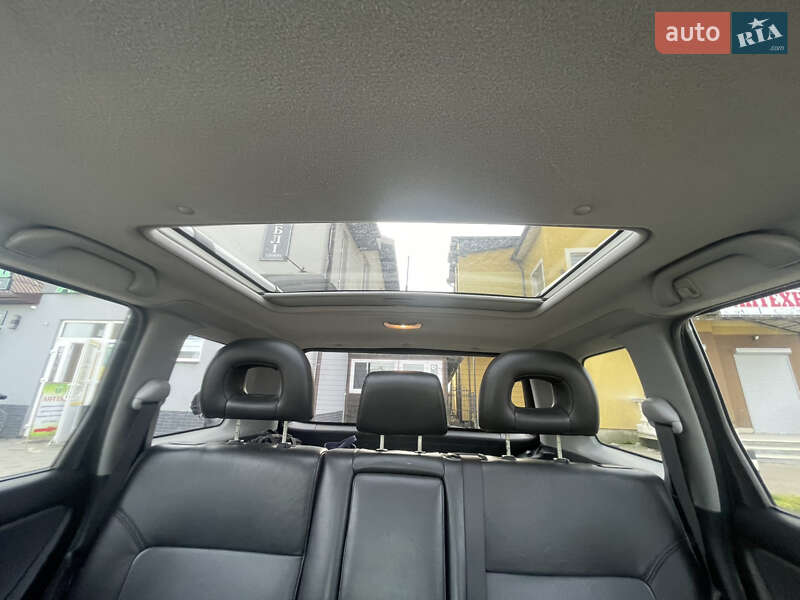 Внедорожник / Кроссовер Mitsubishi Outlander 2004 в Коломые