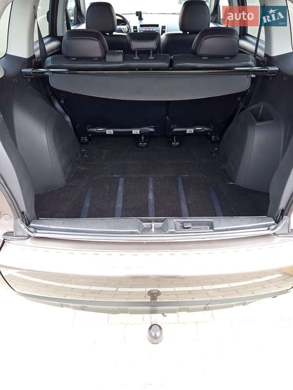 Внедорожник / Кроссовер Mitsubishi Outlander 2011 в Дрогобыче фото 90 Внедорожник / Кроссовер Mitsubishi Outlander 2011 в Дрогобыче