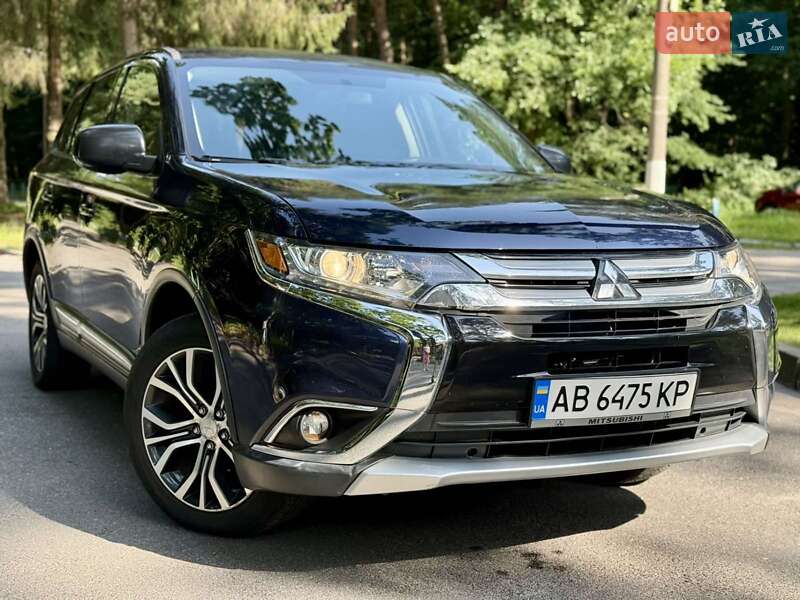 Внедорожник / Кроссовер Mitsubishi Outlander 2017 в Новояворовске фото 25 Внедорожник / Кроссовер Mitsubishi Outlander 2017 в Новояворовске