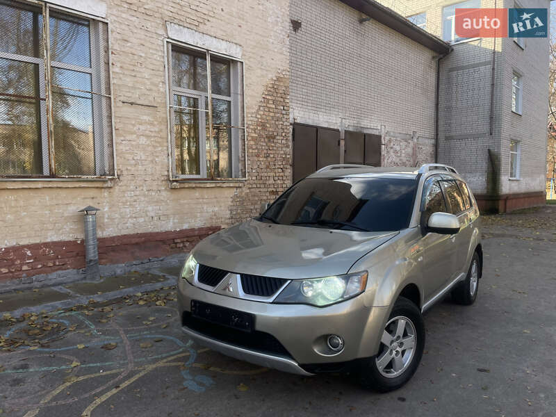 Внедорожник / Кроссовер Mitsubishi Outlander 2008 в Чернигове фото 2 Внедорожник / Кроссовер Mitsubishi Outlander 2008 в Чернигове