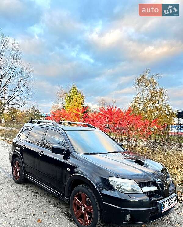 Внедорожник / Кроссовер Mitsubishi Outlander 2005 в Полтаве фото 3 Внедорожник / Кроссовер Mitsubishi Outlander 2005 в Полтаве