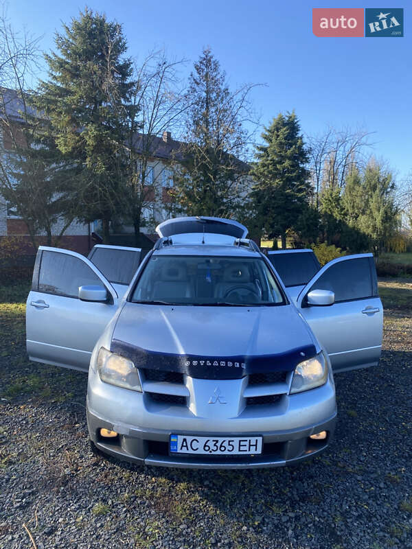 Внедорожник / Кроссовер Mitsubishi Outlander 2003 в Ковеле фото 15 Внедорожник / Кроссовер Mitsubishi Outlander 2003 в Ковеле