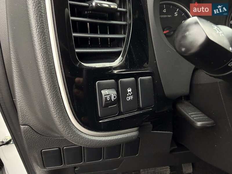 Внедорожник / Кроссовер Mitsubishi Outlander 2021 в Одессе фото 18 Внедорожник / Кроссовер Mitsubishi Outlander 2021 в Одессе