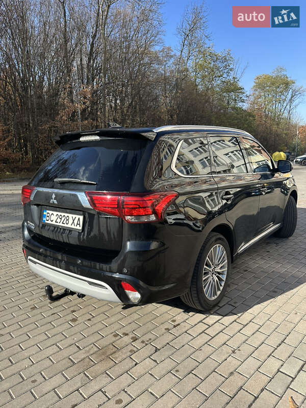 Позашляховик / Кросовер Mitsubishi Outlander 2020 в Львові фото 54 Позашляховик / Кросовер Mitsubishi Outlander 2020 в Львові