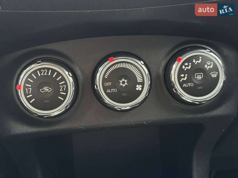 Позашляховик / Кросовер Mitsubishi Outlander 2010 в Рівному