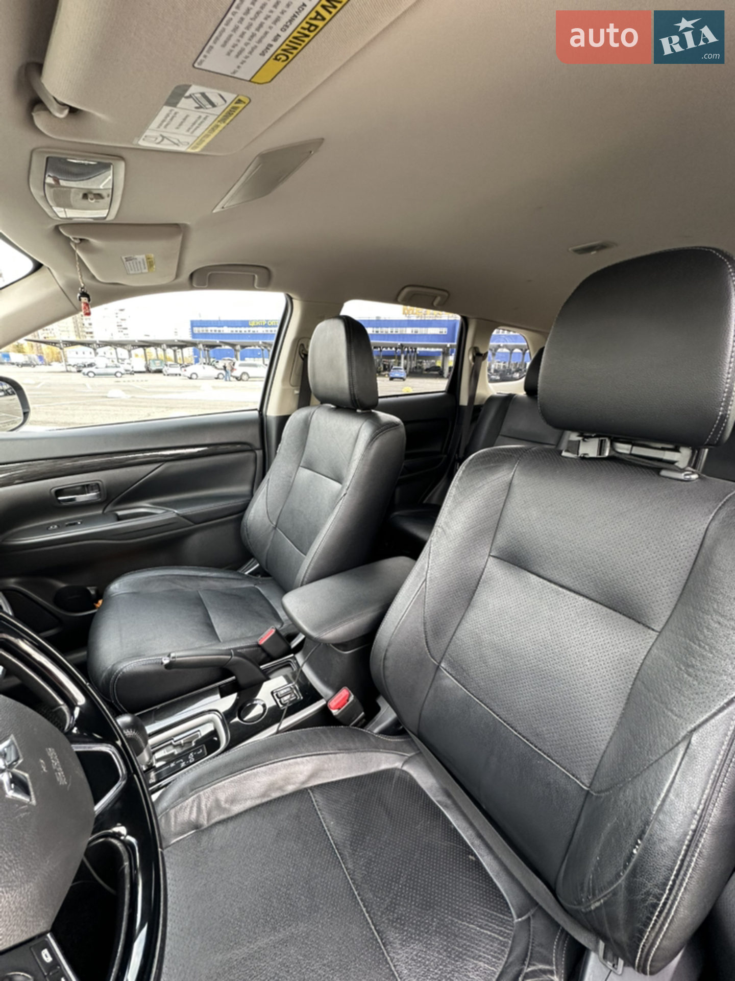 2017 Mitsubishi Outlander - мініатюра 14