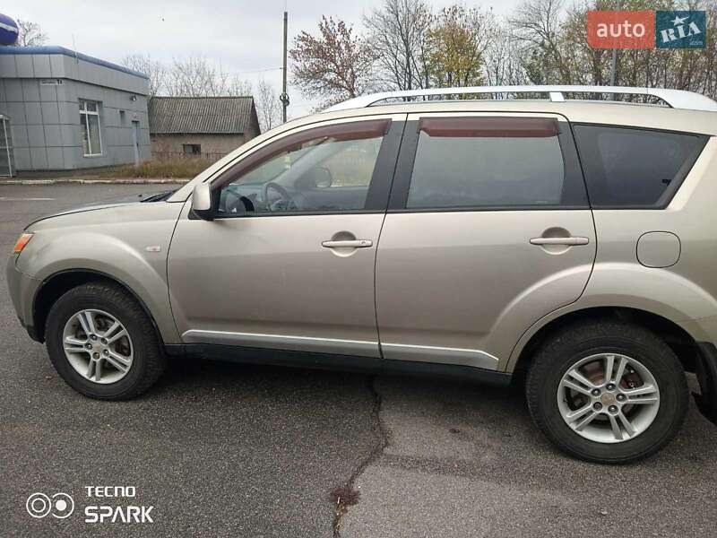 Внедорожник / Кроссовер Mitsubishi Outlander 2008 в Корюковке